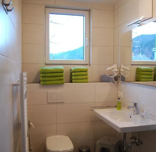 Zweikofelblick Apartament Jenig